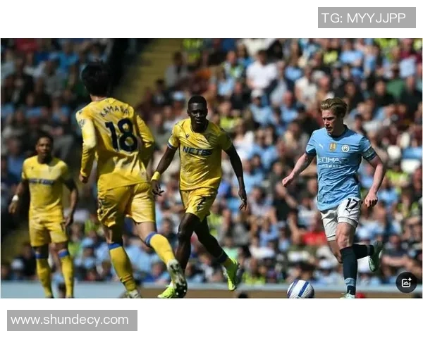 英国警方对足球明星展开严厉调查引发公众关注与讨论 英国警方对足球明星展开严厉调查引发公众关注与讨论