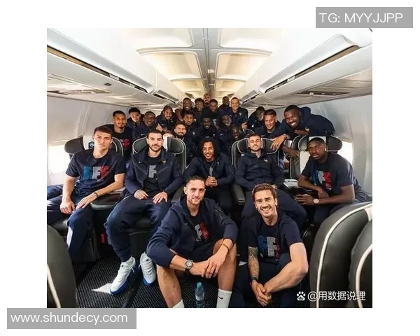 足球明星卡等级排名揭秘谁是球场上的顶级巨星与新秀之争