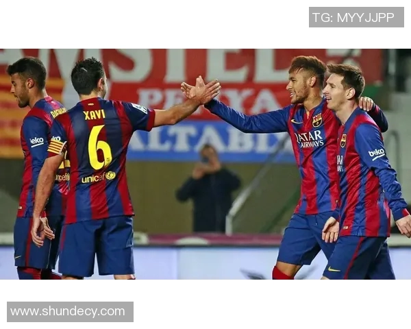 全球足球巨星精彩瞬间汇聚展现各国风采与荣耀 全球足球巨星精彩瞬间汇聚展现各国风采与荣耀