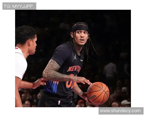 乔丹克拉克森的篮球之路与成就揭秘:从新秀到全明星的蜕变历程 乔丹克拉克森的篮球之路与成就揭秘:从新秀到全明星的蜕变历程