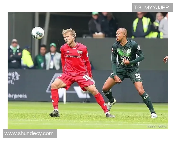 柏林联合迎战基尔高士丁期待精彩对决与激烈竞争 柏林联合迎战基尔高士丁期待精彩对决与激烈竞争