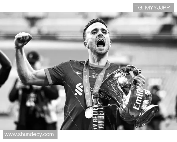 以R字母开头的足球明星盘点及其辉煌成就解析